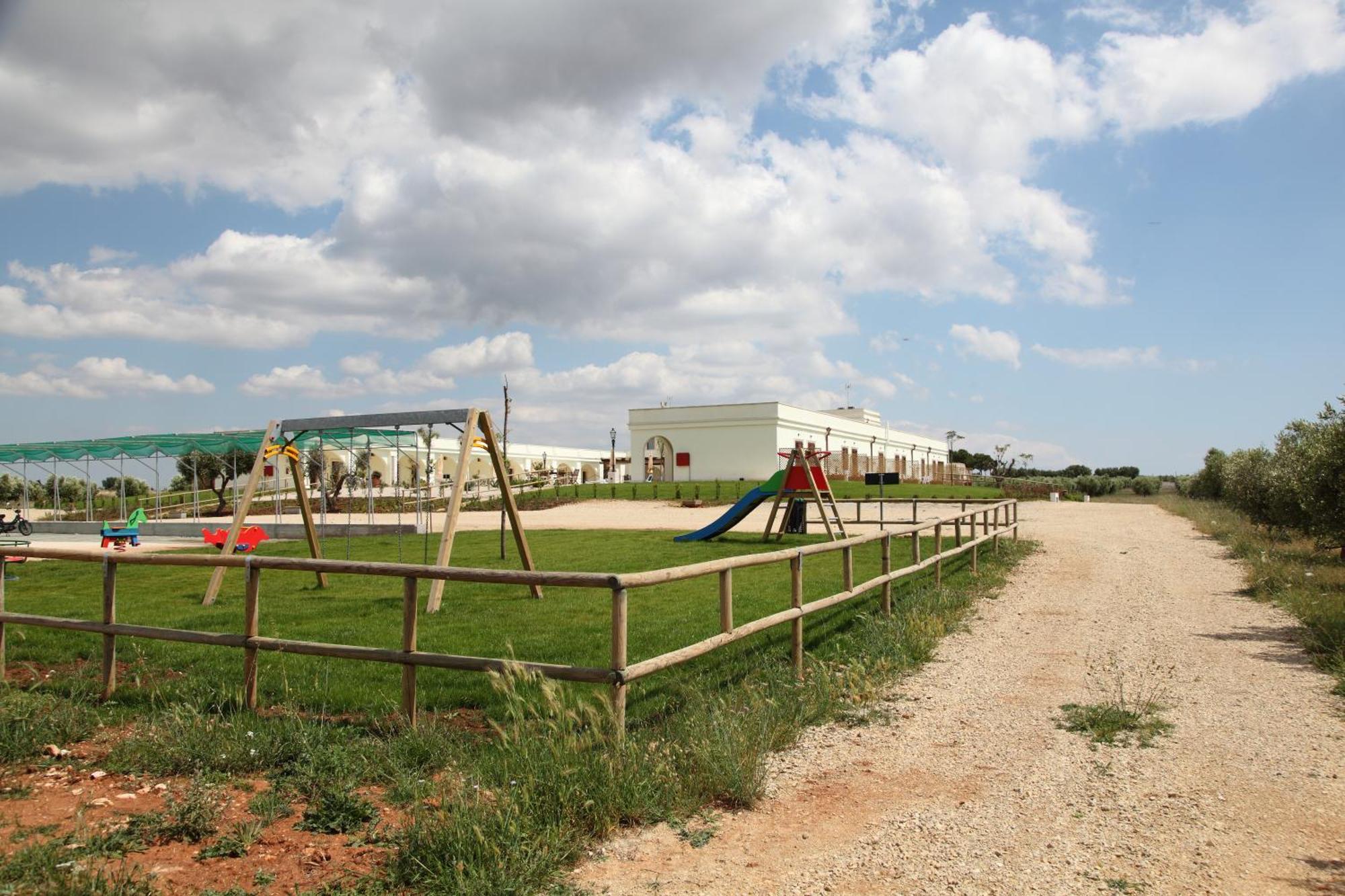 Agri Hotel Conte Salentino 圣伊西多罗 外观 照片
