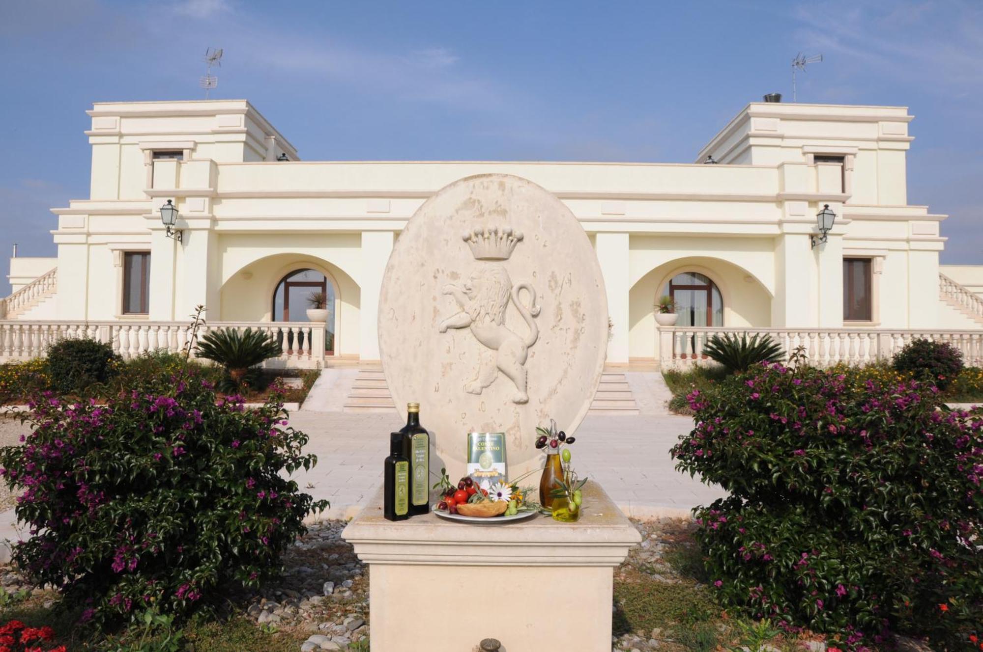 Agri Hotel Conte Salentino 圣伊西多罗 外观 照片